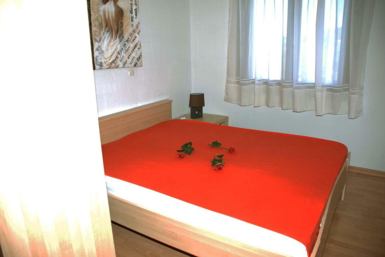 Villa Butterfly Nea Roda Esterno foto