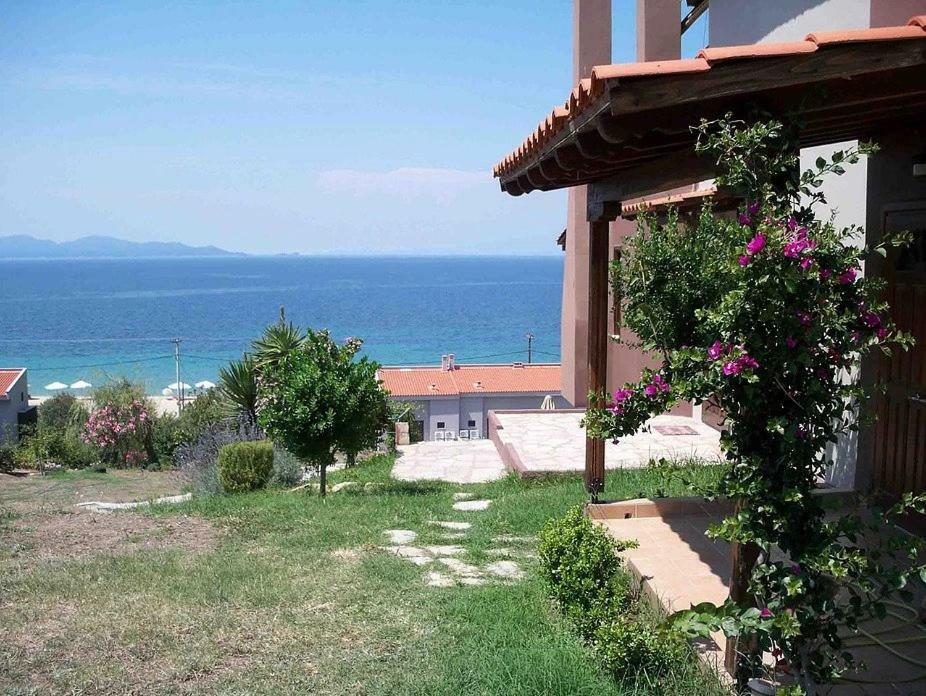 Villa Butterfly Nea Roda Esterno foto